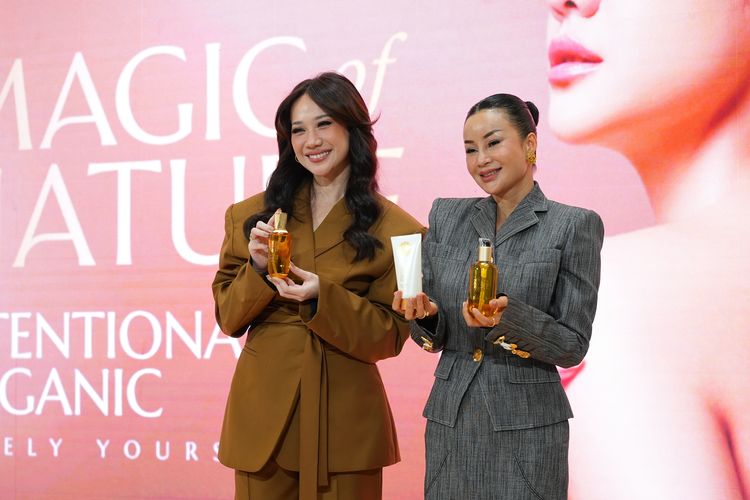 Magic of Nature, cerita, Perjalanan Sri Dayawati Hadirkan Skincare Magic of Nature dari Ladang Bunga Matahari