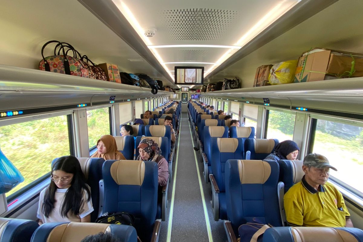 Kereta kelas Bisnis, Pulau Jawa, kereta kelas bisnis, Pulau Sumatera, kereta kelas Bisnis, pulau jawa, Kereta Api Kelas Bisnis Masih Ada, Cuma di Sumatera dan Momen Tertentu