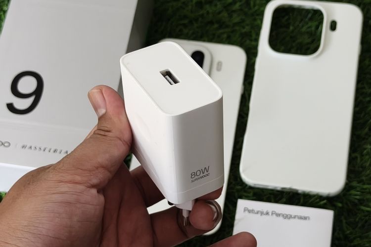 Oppo, unboxing, Find X9 Pro, Oppo Find X9 Pro, Melihat Isi Kotak Oppo Find X9 Pro Indonesia, Masih Dapat Adapter dan Pelindung