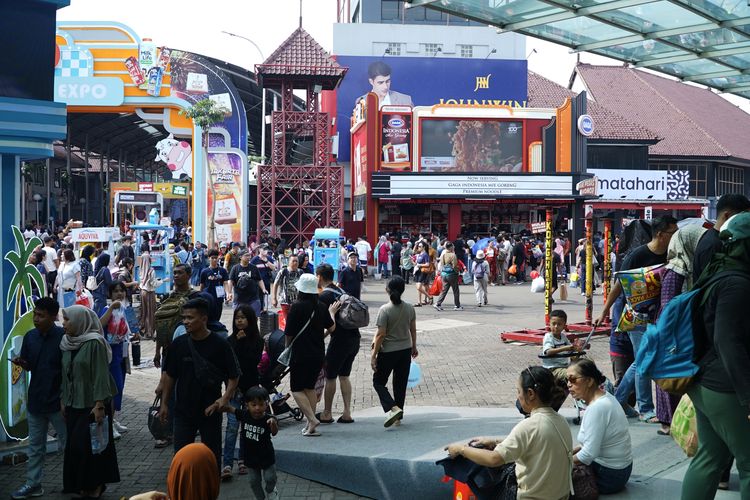 PRJ 2025, Tips jajan hemat di PRJ, prj kemayoran, jakarta fair 2025, prj kemayoran 2025, tips hemat ke prj, tips jajan hemat di prj, 6 Tips Jajan Hemat di PRJ 2025, Manfaatkan Sample Gratis, 1. Manfaatkan voucer tiket, 2. Manfaatkan sample gratis, 3. Manfaatkan promo, 4. Beli paket hemat, 5. Datang pada hari biasa, 6. Naik transportasi umum