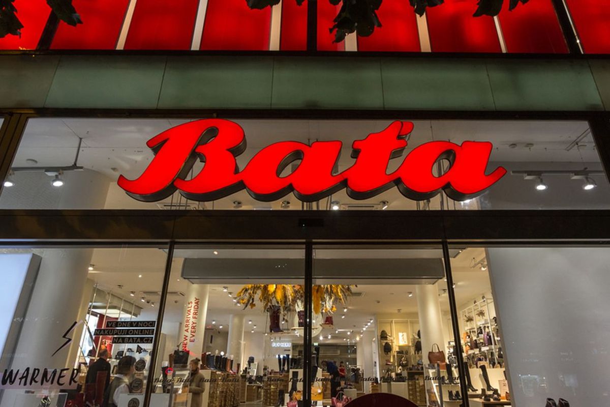 Indonesia, tenaga kerja, bata, industri alas kaki, Sejarah BATA, Dampak Penutupan BATA bagi Tenaga Kerja dan Dunia Usaha di Indonesia, Transformasi Industri Alas Kaki Global, RUPSLB BATA Resmi Hapus Kegiatan Usaha Manufaktur, Fokus Bisnis BATA Bergeser ke E-commerce, Sejarah BATA di Indonesia