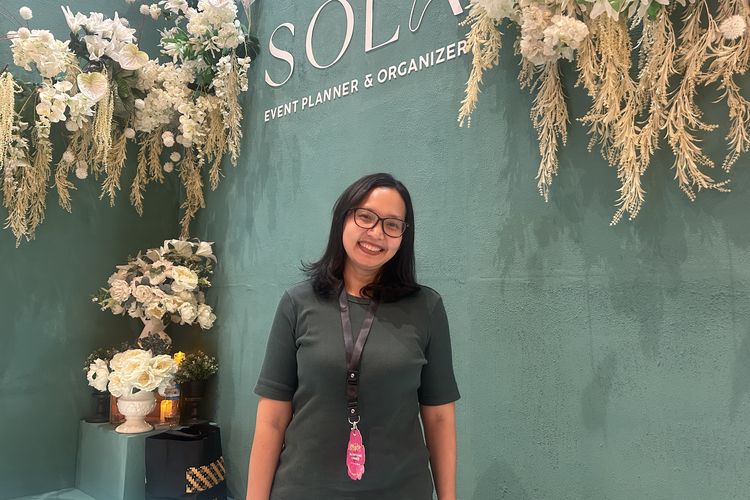 pernikahan, Wedding planner, persiapan menikah, persiapan pernikahan, hal yang perlu dipersiapkan sebelum menikah, wedding planning checklist excel, persiapan untuk menikah, checklist pernikahan, wedding checklist indonesia, wedding checklist, 6 Persiapan Pernikahan yang Wajib Diketahui Menurut Pakar, 1. Tentukan biaya pernikahan, 2. Buat daftar jumlah tamu, 3. Gunakan jasa wedding planner, 4. Tentukan tempat dan makanan, 5. Pilih busana dan dekorasi, 6. Lengkapi hal-hal kecil lainnya