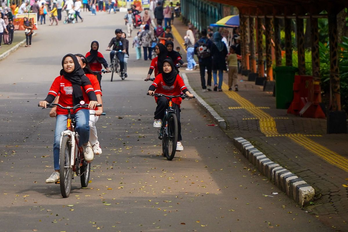 libur nasional, SKB 3 Menteri, libur agustus 2025, 18 agustus 2025, SKB 3 Menteri terbaru, cuti bersama 18 Agustus, SKB 3 Menteri Terbaru Diterbitkan, Total Libur Agustus 2025 Ada 6 Hari!