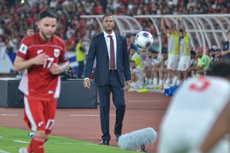 Timnas Indonesia, Berita Foto, Indonesia Vs Bahrain, Kualifikasi Piala Dunia 2026, ole romeny, Timnas Indonesia vs Bahrain, BERITA FOTO: Timnas Indonesia Merawat Asa Lolos Piala Dunia 2026, Taklukkan Bahrain