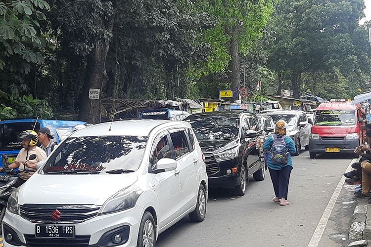 Lalu Lintas, libur Nataru, Catat, Ini 3 Titik Kemacetan di Jalur Puncak