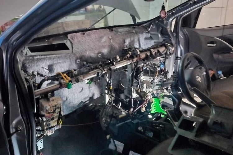AC mobil, perawatan mobil, AC Mobil, kendaraan bermotor, tips otomotif, Jangan Tunggu Tidak Dingin, Ini Komponen AC Mobil yang Harus Servis Berkala