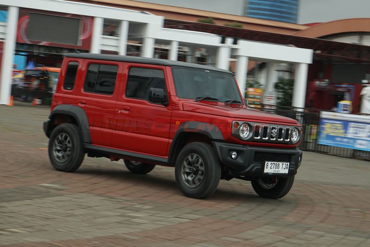 mobil, suzuki jimny, Suzuki, jimny 5 pintu, Penjualan Suzuki Jimny 5 Pintu Dihentikan, Bagaimana di Indonesia?
