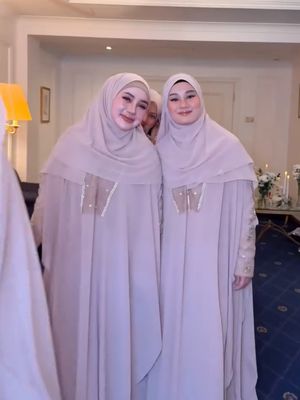 Anisa Rahma, Dara Arafah, Vebby Palwinta, Sohwa Halilintar, dara arafah menikah, dara arafah dan rehan mubarak, bridesmaid dara arafah, Outfit Bridesmaid Dara Arafah di Madinah, Elegan dengan Nuansa Nude