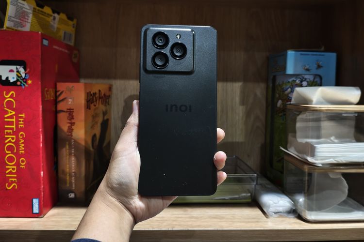 Inoi, Inoi A75 Elegance, unboxing Inoi A75 Elegance, hands on Inoi A75 Elegance, Menjajal Ponsel Inoi A75 Elegance, Harga Rp 2 Jutaan RAM Besar, Kotak kemasan simpel, aksesori lengkap, Berat, namun nyaman digenggam, Layar luas, cukup responsif, Kamera utama AI 50 MP, Performa dan baterai, Konektivitas lengkap, ada NFC, Kesan pengalaman