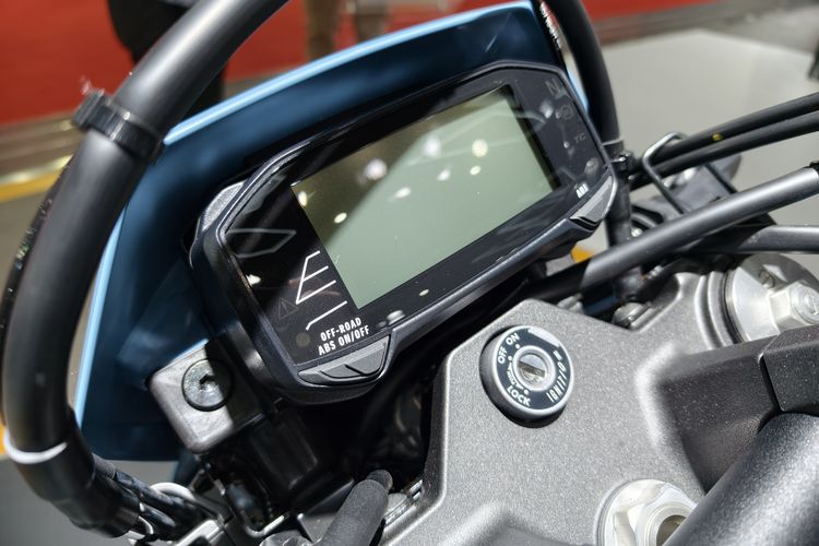 Suzuki, DR-Z4SM, IIMS 2026, Supermoto, Suzuki Pamerkan DR-Z4SM di IIMS 2026, Supermoto 400 cc