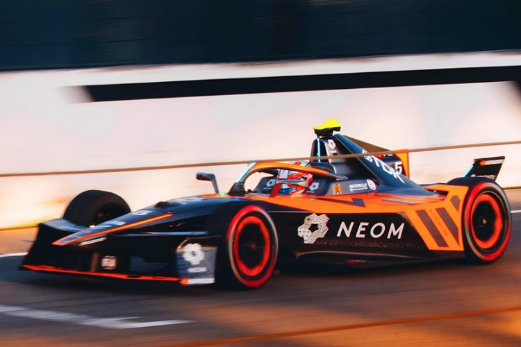 Formula E, balapan, teknologi, hemat energi, Hemat energi, ABB Formula E, Cara Formula E Kelola Listrik Agar Balapan Tetap Hemat Energi