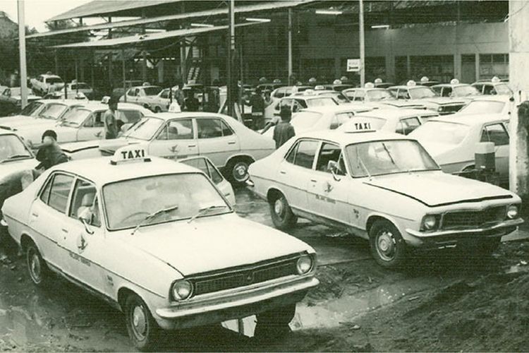 bluebird, taksi terpercaya, sejarah Bluebird, evolusi armada, Evolusi Taksi Bluebird: Dari Holden Torana Hingga BYD Listrik