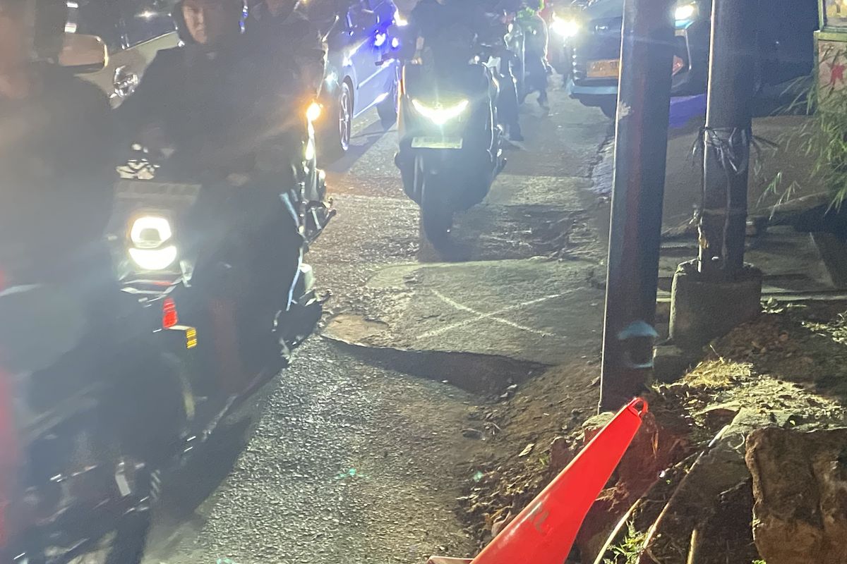 kaki-kaki motor rusak, kaki-kaki motor cepat rusak, dampak buruk jalan jelek, Motor Sering Lewat Jalan Jelek Bikin Kaki-kaki Cepat Rusak?
