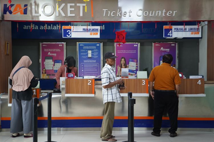 kereta api, diskon tiket kereta api, reduksi, penumpang lansia, Penumpang Lansia Bisa Dapat Diskon Tiket Kereta 20 Persen, Ini Caranya!