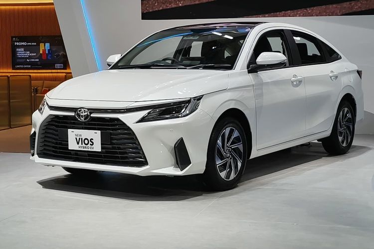 mobilitas ramah lingkungan, IIMS 2026, model hybrid, Termurah, Toyota Luncurkan 4 Hybrid Varian Termurah: Veloz Sampai Alphard