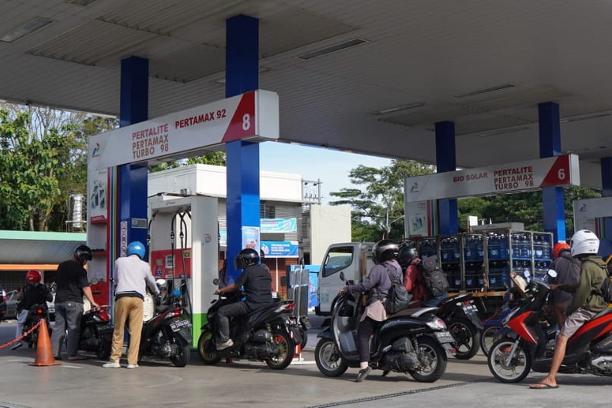 BBM non-subsidi, Dexlite, harga BBM, harga Pertamax, SPBU Pertamina, BBM Non-Subsidi, Harga Pertamax Turbo, harga pertamax, Harga BBM Pertamina per 1 Agustus 2025 di Jawa Barat: Pertamax Lebih Murah, Dexlite Lebih Mahal