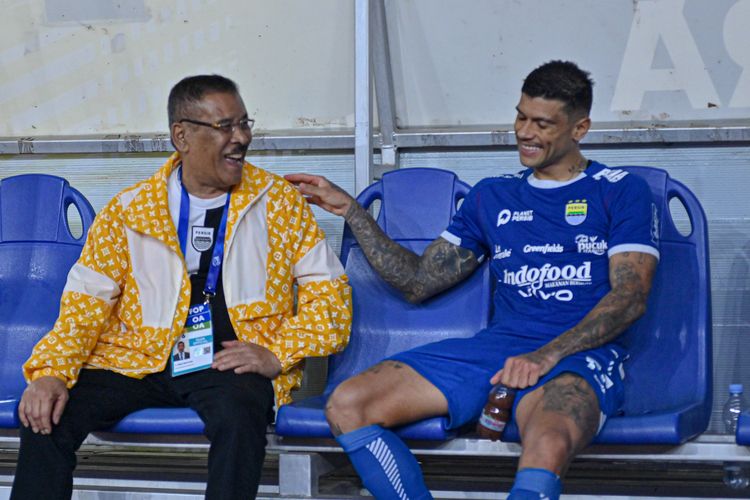 Ciro Alves, Persib, Liga 1 2024-2025, Persib Bandung, Bojan Hodak, Alasan Persib Belum Mau Umumkan Kepergian Ciro Alves