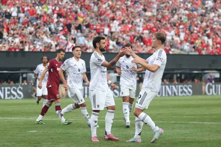 Bruno Fernandes, Premier League, Premier League Summer Series, Manchester United, Man United vs Everton, Premier League Summer Series 2025, Manchester United vs Everton, hasil Man United vs Everton, skor Man United vs Everton, skor manchester united vs everton, Skor Man United Vs Everton 2-2: MU Sedikit Malas, tapi Tetap Juara