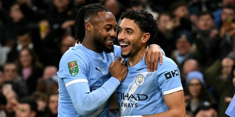 LaLiga, Barcelona, Robert Lewandowski, Victor Osimhen, Omar Marmoush, Galatasaray, Liga Spanyol, Manchester City, Man City, Krisis Lini Serang Akibat Cedera, Barcelona Pantau Victor Osimhen dan Omar Marmoush