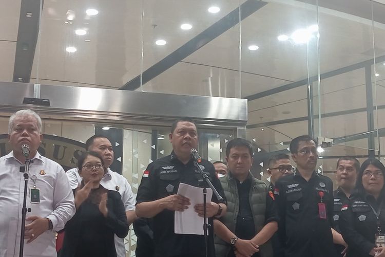 Kejaksaan Agung, Kejagung, Chromebook, Nadiem Makarim, chromebook, nadiem makarim, korupsi laptop chromebook, tersangka kasus chromebook, Eks Stafsus Nadiem Makarim dan Mantan Bos Marketplace Jadi Tersangka Kasus Laptop Chromebook, Direncanakan sebelum jadi menteri, Pertemuan dengan Google, Nadiem Makarim arahkan pakai laptop Chromebook, Kerugian negara