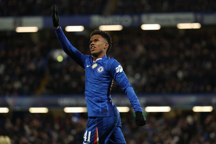 Hull City, Chelsea, Liam Rosenior, Piala FA, Hull City vs Chelsea, Nyanyian Diskriminatif di Laga Hull City Vs Chelsea, Rosenior Cuek, Penonton Ditangkap