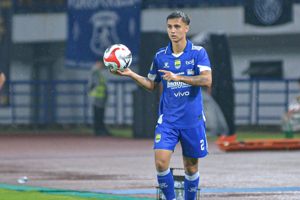 Persib, Liga Indonesia, Arema FC, Persib Bandung, Arema FC Vs Persib, Arema FC vs Persib Bandung, Super League, Eliano Reijnders, Bojan Hodak, Skor Arema FC Vs Persib 1-2, Bojan Hodak Puji Eliano Reijnders