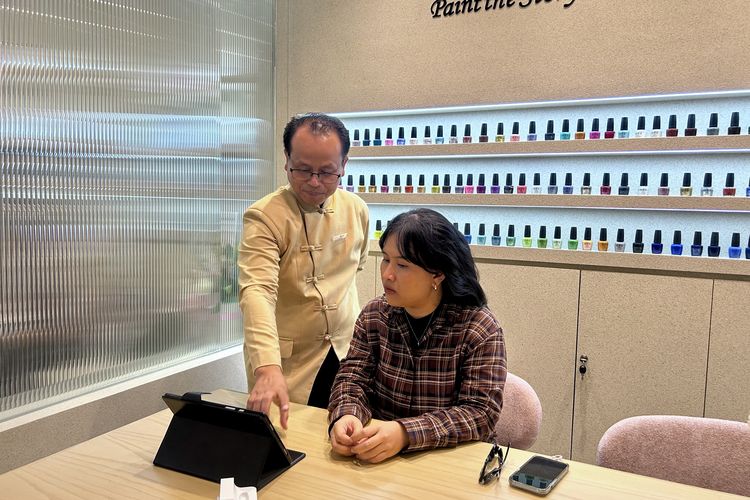 nail art, OPI Indonesia, alat pengering kutek kuku, alat pengering kutek, alat pengering kutek uv, alat pengering kutek led, perbedaan alat pengering kutek uv dan led, lampu kuku, Lampu UV Vs LED untuk Nail Art, Mana yang Lebih Cepat dan Aman?