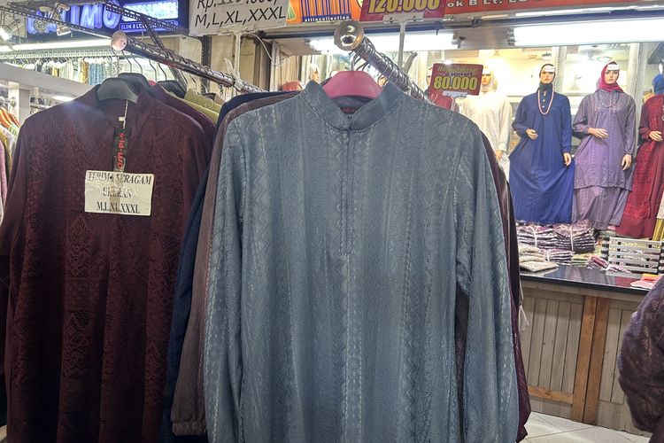 10 Rekomendasi Toko Busana Muslim Murah di Tanah Abang, 1. Pop Star Starla, 2. Mileea.id, 3. Amanah Collection, 4. Kintamani, 5. Eunique Boutique, 6. Lancar Fashion, 7. Su’Nie by Niche, 8. Zhifara Muslim Wear, 9. Attin Collection, 10. Sonia Moeslim