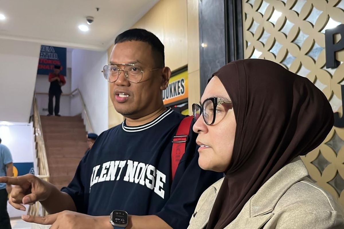 Uya Kuya, rumah uya kuya, rumah uya kuya didatangi massa, rumah uya kuya dijarah, rumah uya kuya di jakarta, uya kuya anggota dpr, Uya Kuya Tinggal di Safe House Usai Rumah Dijarah, Bantah Isu ke Luar Negeri