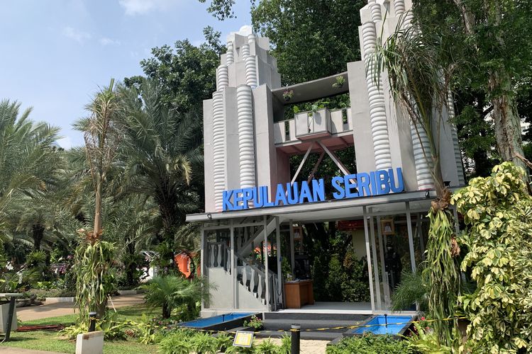 pameran flona di lapangan banteng 2025, pameran flona 2025, aktivitas wisata di pameran flona 2025, tempat menarik di pameran flona 2025, 8 Ide Spot Foto di Pameran Flona 2025, Semuanya Gratis, 1. Instalasi Jakarta Selatan, 2. Rumah dan oplet si Doel, 3. Instalasi Jakarta Pusat, 4. Instalasi Jakarta Utara, 5. Instalasi Jakarta Timur, 6. Instalasi Kepulauan Seribu, 7. Instalasi Jakarta Barat, 8. Taman Margasatwa Ragunan