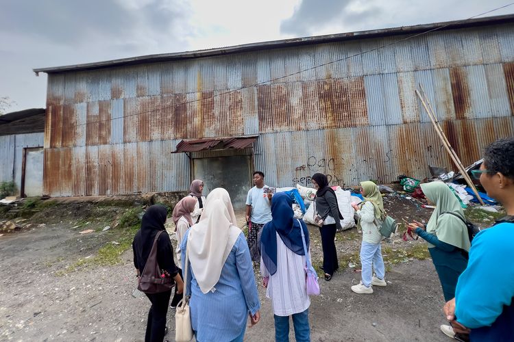 Wonogiri, Walking Tour Sejarah di Wonogiri, Menyusuri Peninggalan Jalur Kereta ke Baturetno, 1. Menara air di depan Masjid Al Ikhlas, 2. Bekas rumah dinas kepala stasiun, 3. Gudang bekas bengkel kereta uap, 4. Bekas gudang logistik, 5. Stasiun Wonogiri