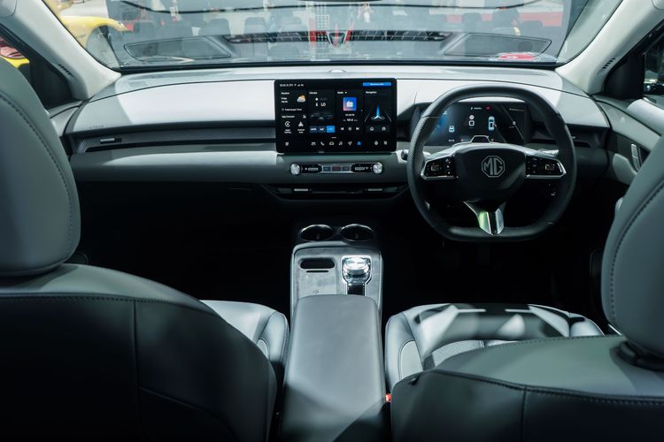 fitur, MG S5 EV, IIMS, Cek Modal MG S5 Bersaing di Segmen SUV Listrik