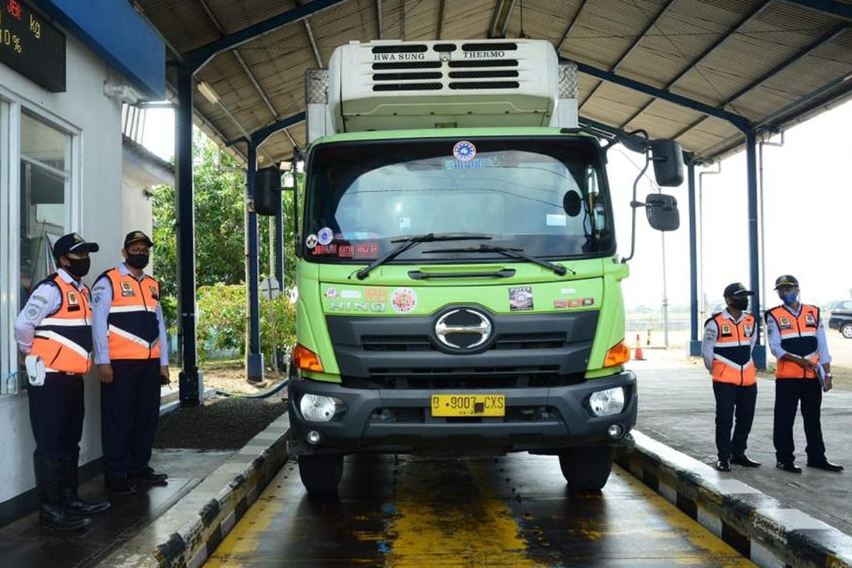 ODOL, Kemenhub, jembatan timbang, Jembatan Timbang, truk ODOL, Truk ODOL, Berantas ODOL, Kemenhub Perkuat Fasilitas Jembatan Timbang