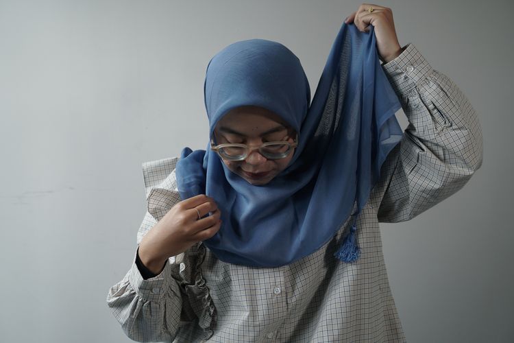 Idul Adha 2025, tutorial hijab, Tutorial hijab, idul adha 2025, Idul Adha 1446 H, tutorial hijab segi empat, tutorial hijab segi empat terbaru, tutorial hijab segi empat kekinian, tutorial hijab idul adha, tutorial hijab simpel, tutorial hijab simple segi empat, tutorial hijab simple dan modis untuk remaja, tutorial hijab simple untuk anak perempuan, tutorial pakai hijab simple, Tutorial Hijab Segi Empat Simple untuk Idul Adha 2025