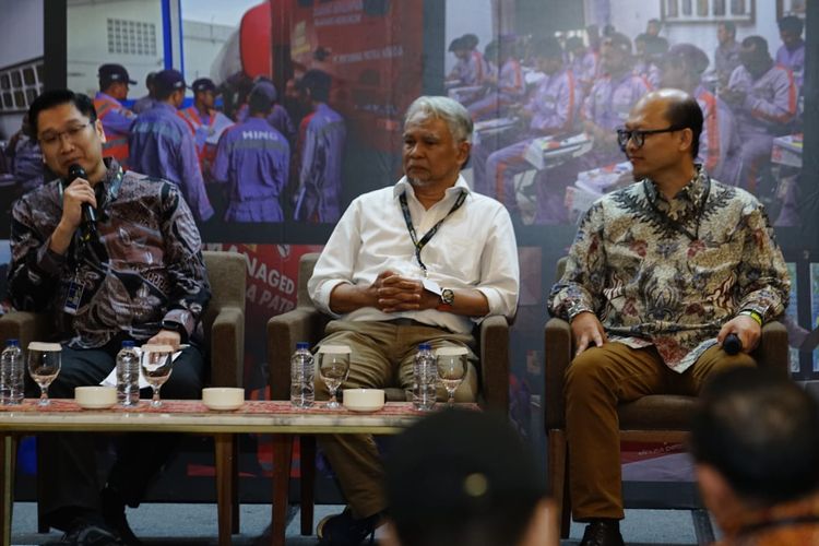 Hino, truk, truk Pertamina, hino, Hino Motors Sales Indonesia, Hino Inspeksi Keselamatan Truk Tangki Pertamina