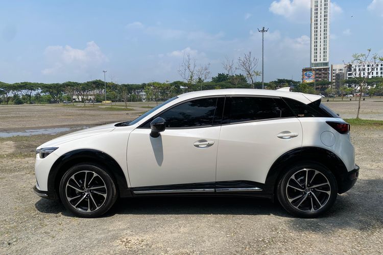 SUV ringkas, GIIAS 2025, PT Eurokars Motor Indonesia, Mazda CX-3 Kuro, Desain Menawan Mazda CX-3 Kuro, PT Eurokars Motor Indonesia Luncurkan Mazda CX-3 Kuro di GIIAS 2025, Dimensi dan Desain yang Menggoda, Fitur Pencahayaan dan Penambahan Estetika, Performa yang Ditingkatkan, Tampilan Belakang yang Sporty