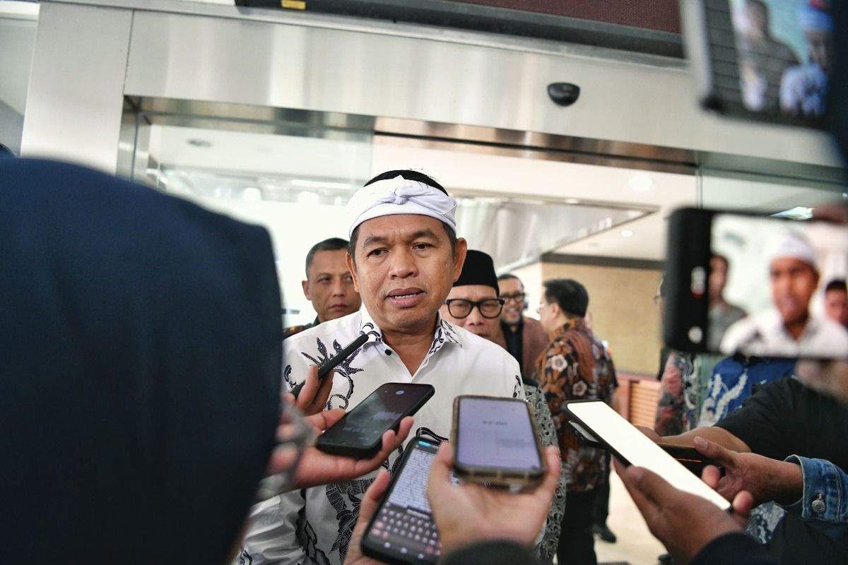 Dedi Mulyadi, Gubernur Jawa Barat, tambang Parung Panjang ditutup, penutupan tambang bogor, Setelah Tambang Ditutup, Dedi Mulyadi Beri Dana Kompensasi ke 9.300 Warga Bogor yang Terdampak