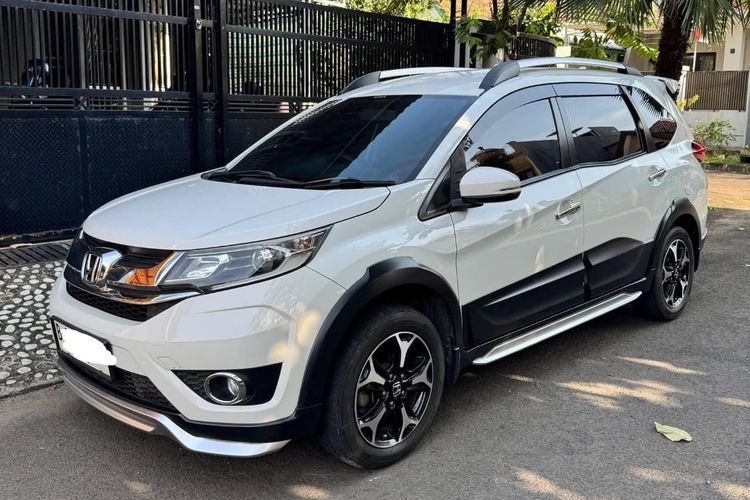 Honda BR-V, E Prestige 2018, SUV Low, Kabin Luas, Curhat Kelebihan dan Kekurangan Honda BR-V E Prestige 2018, Desain dan Kabin , Efisiensi dan Performa, Perawatan: Mudah dan Terjangkau, Kekurangan, Ringkasan Kelebihan dan Kekurangan