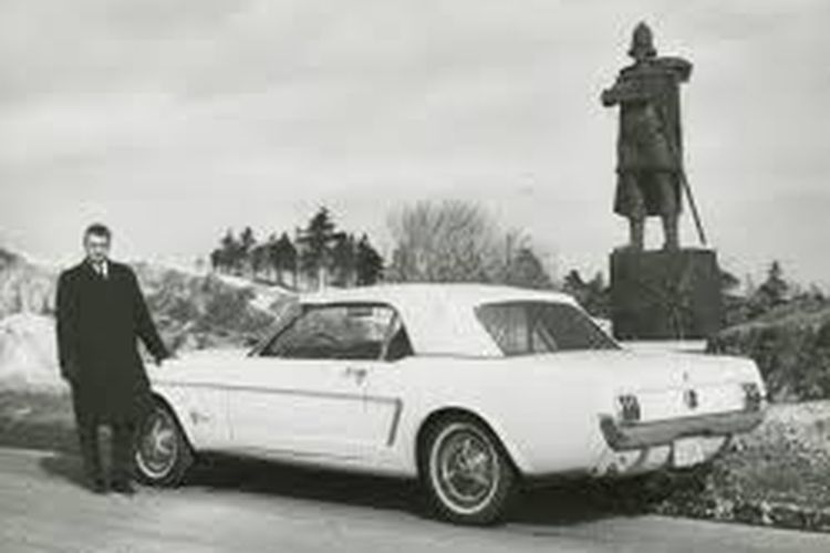 Mustang, mobil, Ford, Asal-usul Nama Ford Mustang, Benarkah dari Kuda Liar?