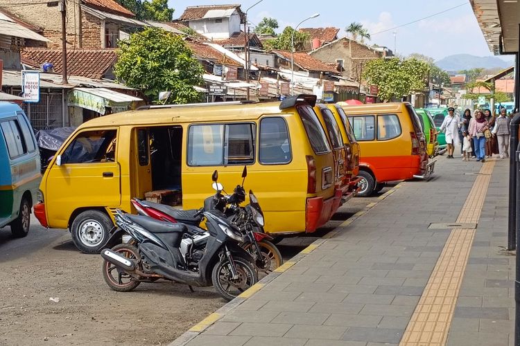 Terminal Cicaheum, Terminal Cicaheum Ditutup: Angkot Bandung Berubah Jadi Feeder BRT