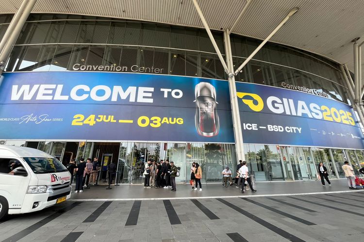 Pameran otomotif, GIIAS 2025, jumlah pengunjung, pameran otomotif, penjualan mobil, jumlah spk, GIIAS 2025 Resmi Ditutup, Jumlah Pengunjung Diklaim Naik