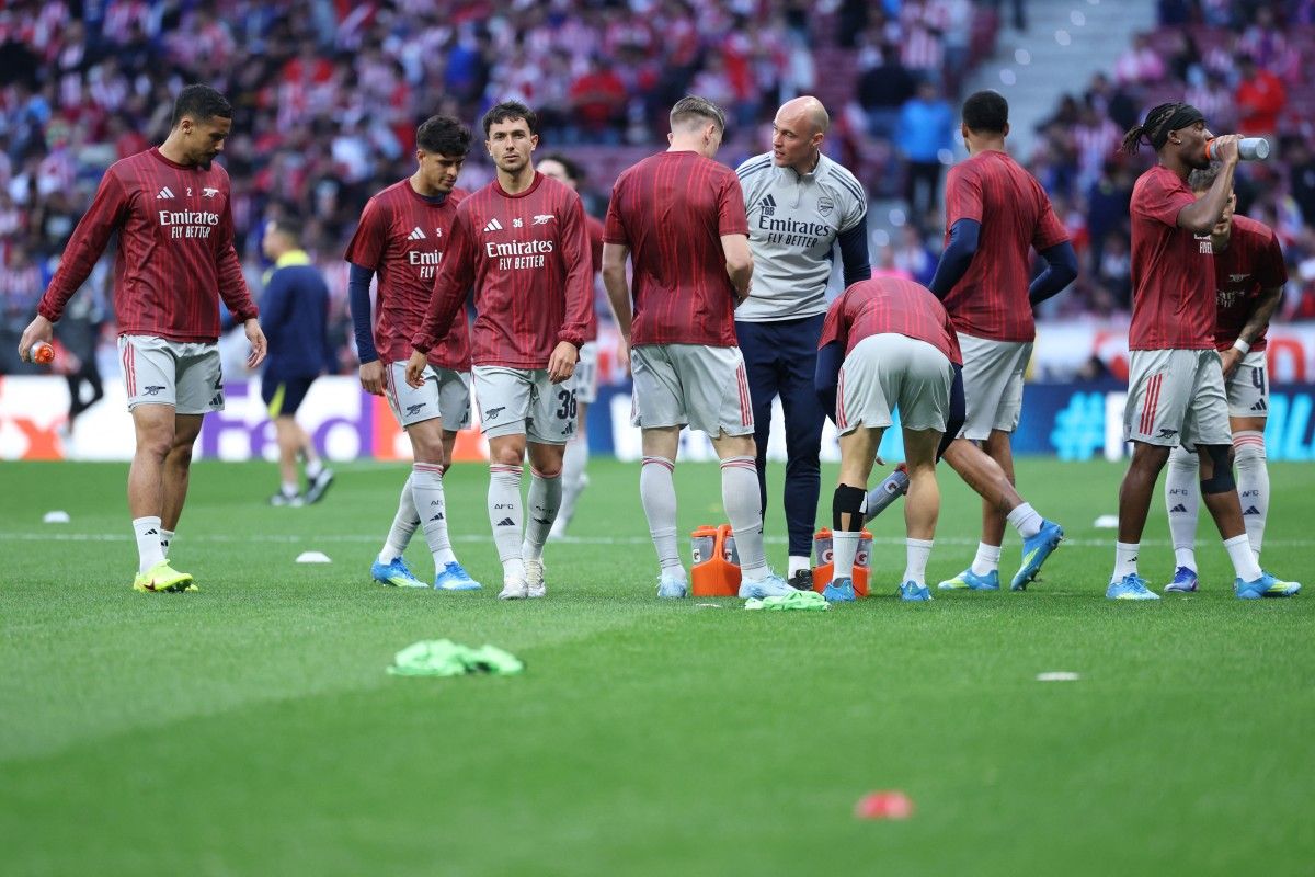 Liga Champions, Atletico Madrid, Arsenal, UEFA, Staf Arsenal Dipermalukan UEFA, Rumput Atletico Sesuai Regulasi