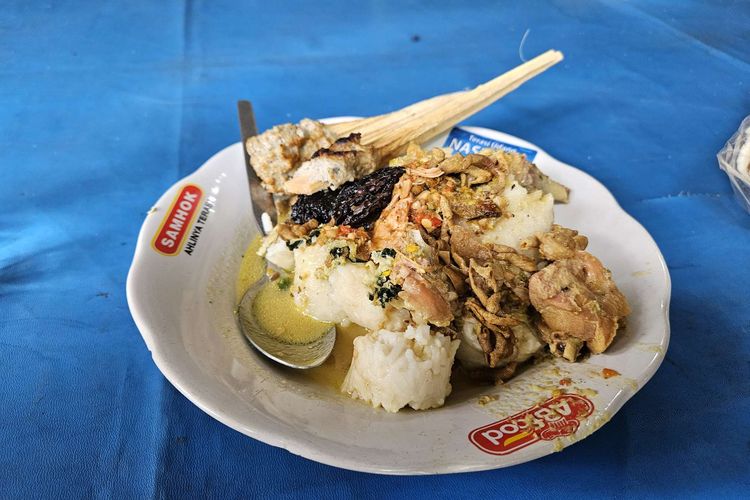 kuliner halal, makanan khas Bali, kuliner Bali, 7 Rekomendasi Makanan Khas Bali yang Halal dengan Bumbu Melimpah