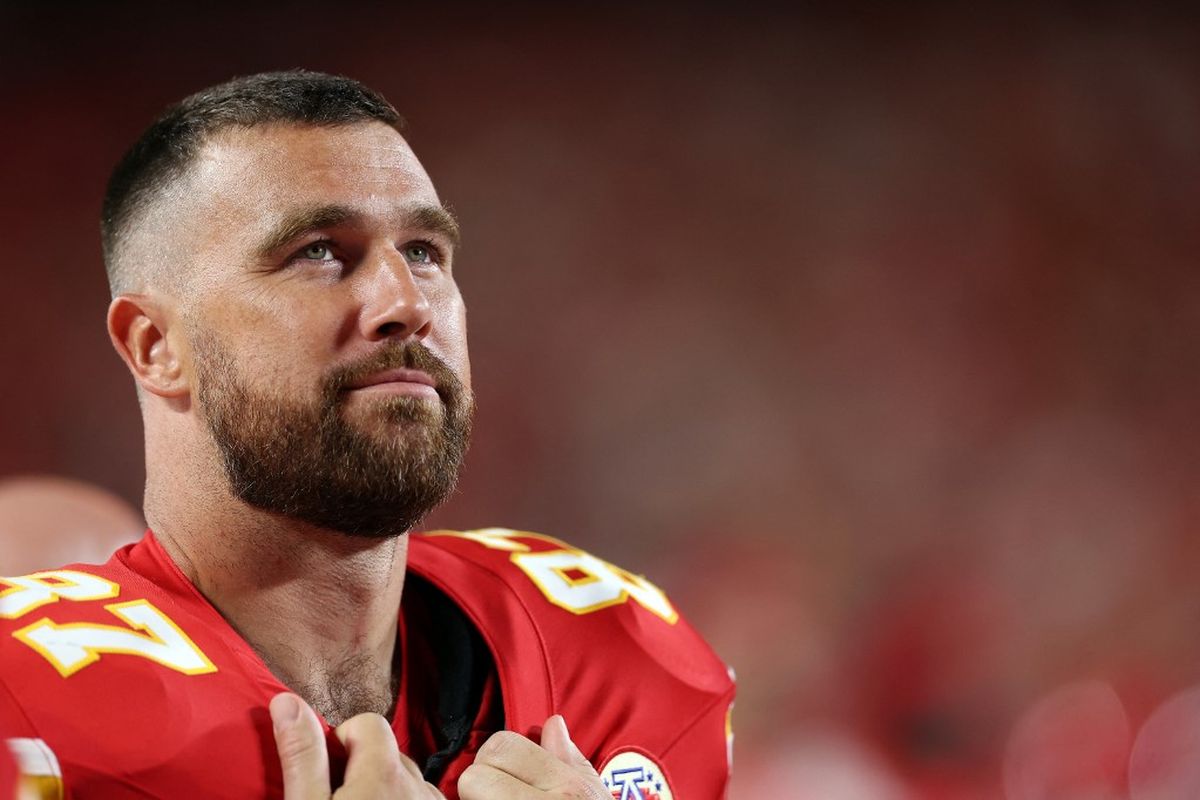 Taylor Swift, Taylor Swift bertunangan, Travis Kelce, profil Travis Kelce, Siapa Travis Kelce? Ini Profil dan Perjalanan Cintanya dengan Taylor Swift