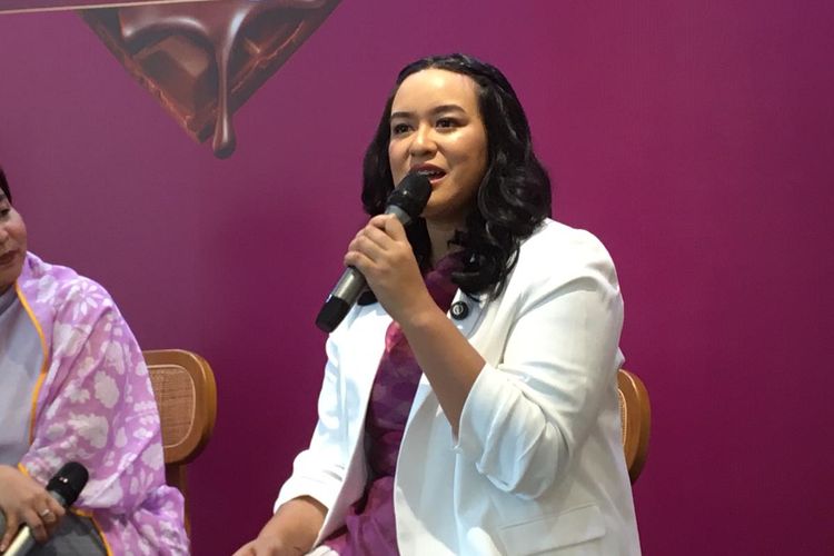 anak pemalu, psikolog anak, tips parenting anak, rasa percaya diri anak, membangun rasa percaya diri pada anak, aturan sikap orangtua terhadap anak, percaya diri pada anak, percaya diri anak, Orangtua Bisa Bikin Anak Kurang Percaya Diri, Ini Penjelasan Psikolog