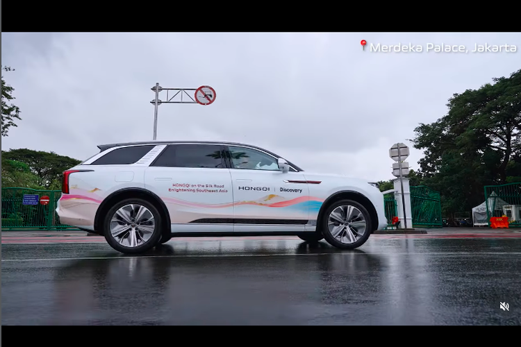 Hongqi, Hongqi E-HS9, Hongqi E-HS9 Cicipi Jalanan Jakarta Bandung