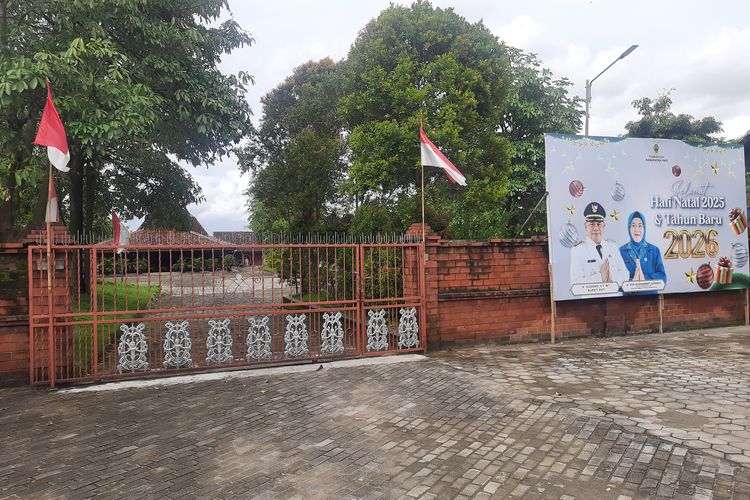 Bupati, Bupati Pati, KPK Ungkap Potensi Korupsi Massal di Pati, Jual Beli Jabatan Perangkat Desa Tembus Rp 50 Miliar, Modus "Tim 8" dan Uang dalam Karung Pakan Ternak, Ancaman Korupsi Dana Desa, Penggeledahan Koperasi dan Rumah Dinas, Bantahan Sudewo dan Isu Mobil STNK