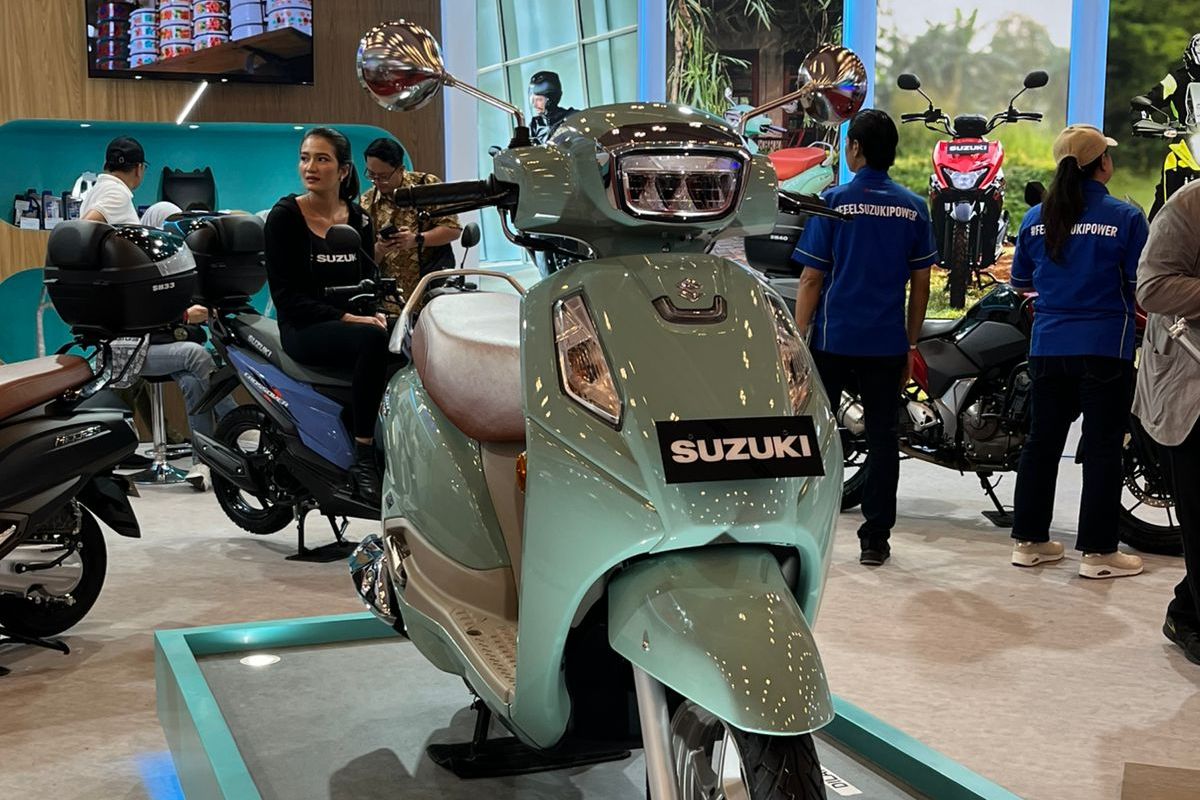 skutik, Skutik, harga skutik, bagasi motor, skutik murah, 6 Skutik di Bawah Rp 30 Juta dengan Bagasi Besar, 1. Yamaha Freego – Bagasi 25 Liter (Harga Rp 22,1–23,9 Juta), 2. Yamaha Grand Filano Hybrid – Bagasi 27 Liter (Harga Rp 27,9–28,4 Juta), 3. Honda Stylo 160 – Bagasi 16,5 Liter (Harga Rp 29,17 Juta), 4. Suzuki Address – Bagasi 20,6 Liter (Harga Rp 21,4 Juta), 5. Suzuki Access 125 – Bagasi 21,8 Liter (Harga Rp 25,5 Juta), 6. TVS Callisto 125 – Bagasi 21 Liter (Harga Rp 22,4 Juta)