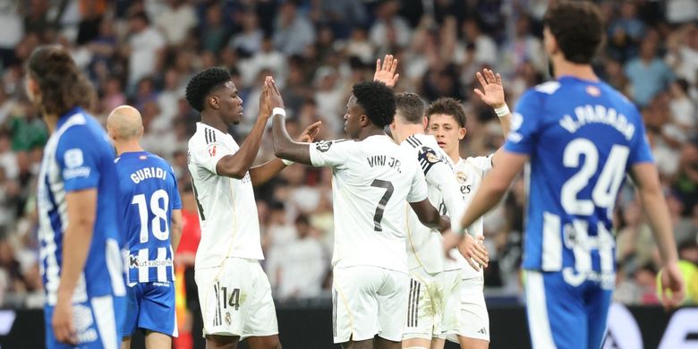 Real Madrid, Alaves, Liga Spanyol, Alvaro Arbeloa, Vinicius Junior, LaLiga, Madrid, Kylian Mbappe, Toni Martinez, Eduardo Camavinga, Alvaro Arbeloa Puji Vinicius Jr yang Ubah Cemoohan Jadi Tepuk Tangan