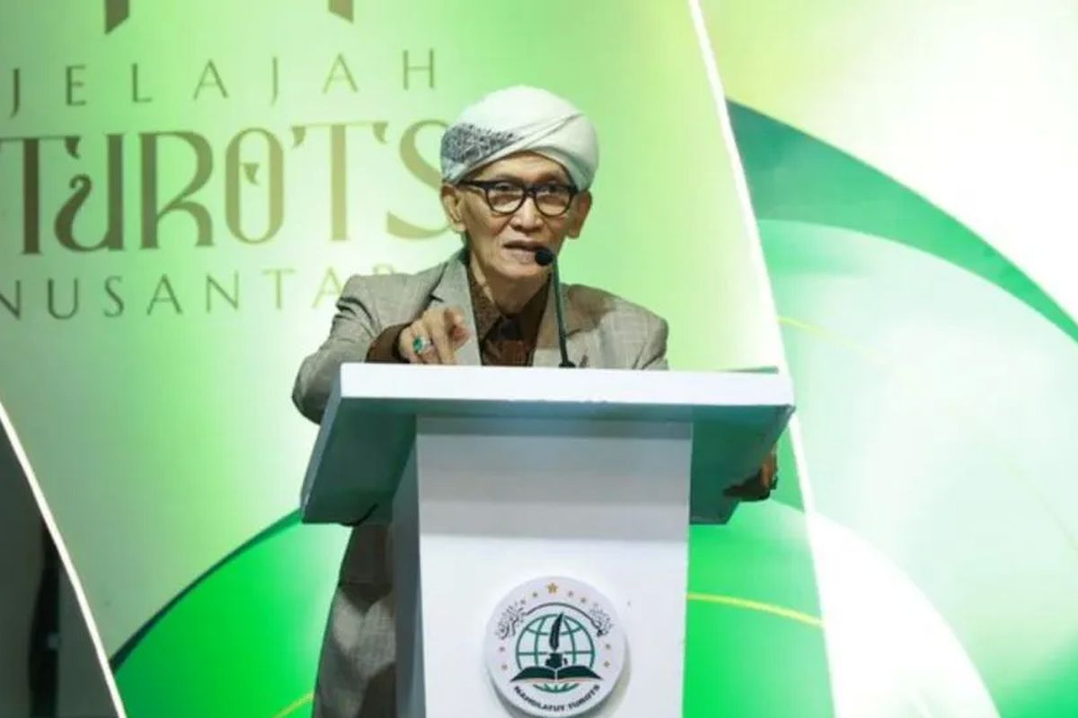 PBNU, Miftachul Akhyar, Yahya Cholil Staquf, Gus Yahya, Ketum PBNU, Profil Miftakhul Khayar, Ulama yang Isi Kursi Pimpinan PBNU Pasca Gus Yahya Diberhentikan, Nyantri di Berbagai Pesantren Ternama, Kiprah di NU, Jadi Ketua Umum MUI 2020–2025, Dikenal Sederhana dan Junjung Tinggi Adab